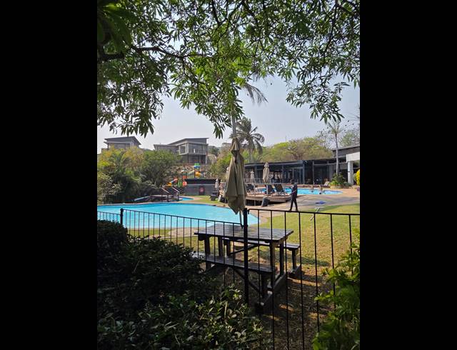 3 BEDROOM TOWNHOUSE FOR SALE IN PALM LAKES ESTATE